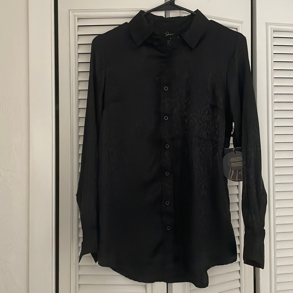 Japna small black leopard shiny long sleeve new with tag
